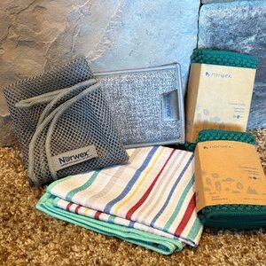 Norwex Bundle (dish towel,cleaning cloths, dish rag, and a scrubbing sponge)